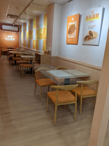 店家桌椅